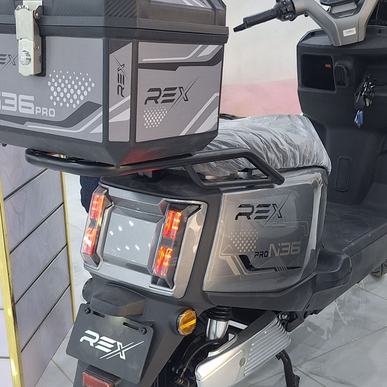 موطو كهربائية REX N36 PRO بمحرك 1500 واط وبطارية 72V | Electric Moto