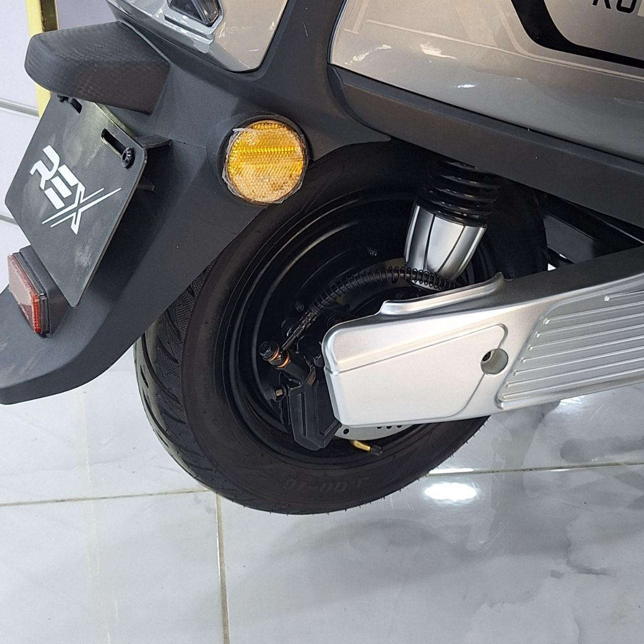 موطو كهربائية REX N36 PRO بمحرك 1500 واط وبطارية 72V | Electric Moto