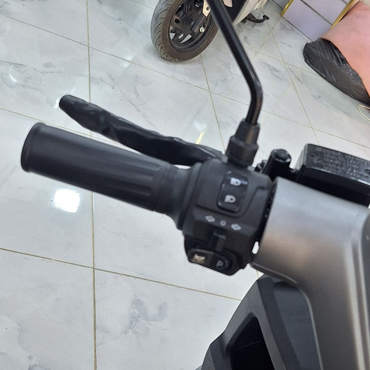 موطو كهربائية REX N36 PRO بمحرك 1500 واط وبطارية 72V | Electric Moto