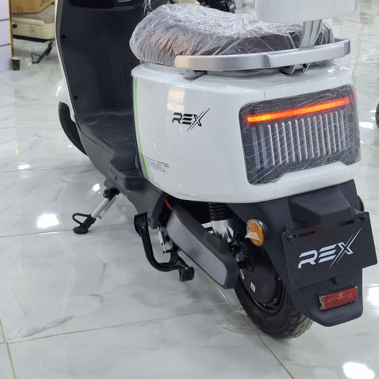 موطو كهربائية REX N9 بمحرك 1200 واط وبطارية 72V | Electric Moto