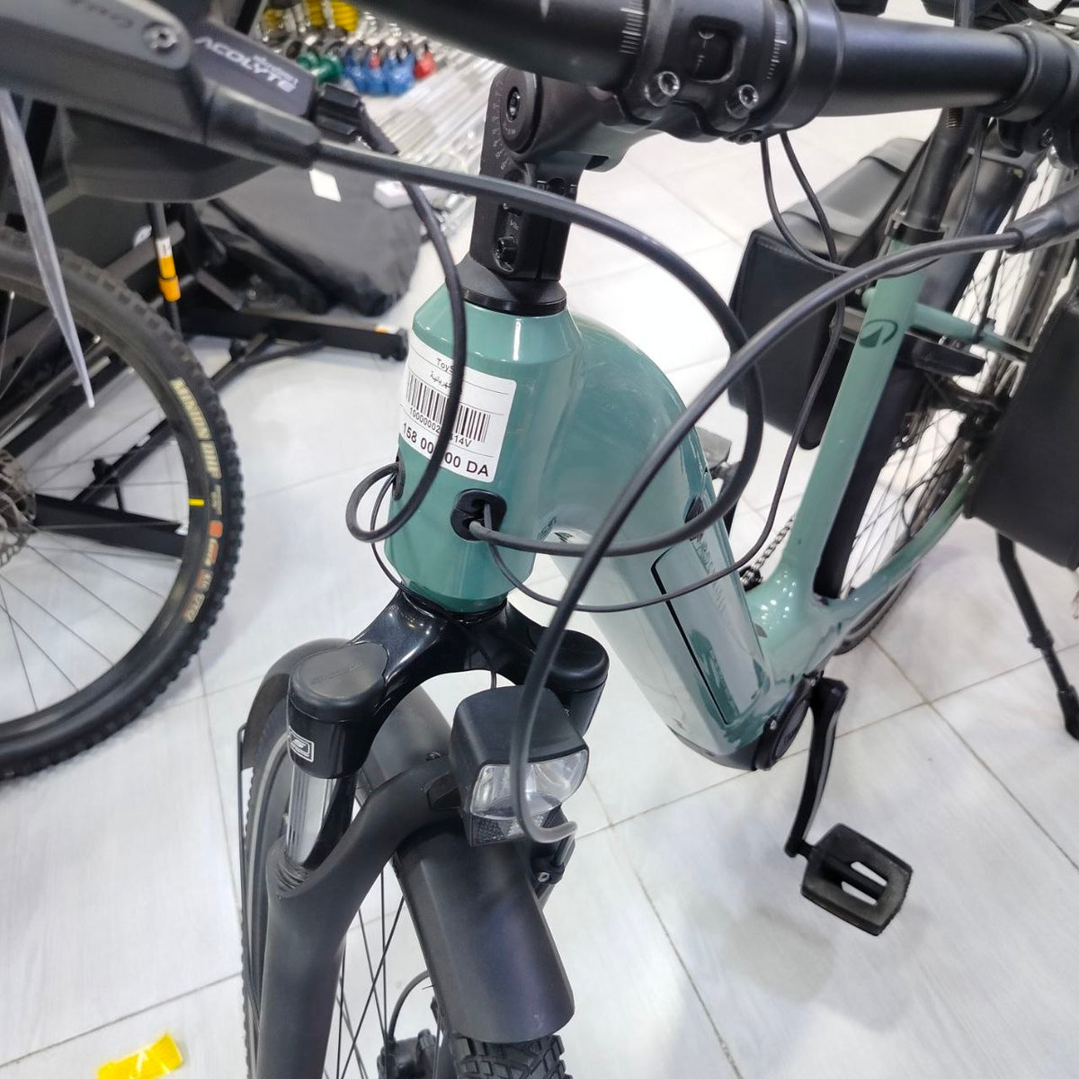 دراجة كهربائية Riverside بإطار منخفض ومحرك مركزي – أخضر فاتح | Riverside Mid-Drive E-Bike (Low Frame)