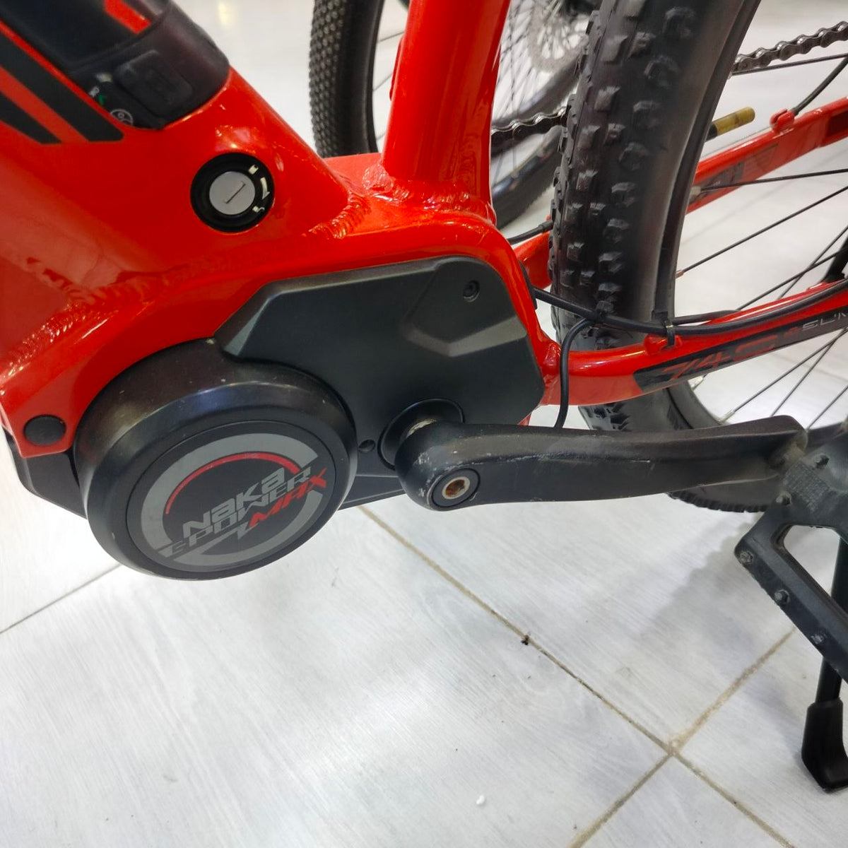 دراجة جبلية كهربائية Nakamura بمحرك مركزي – برتقالي | Nakamura Electric Mountain Bike
