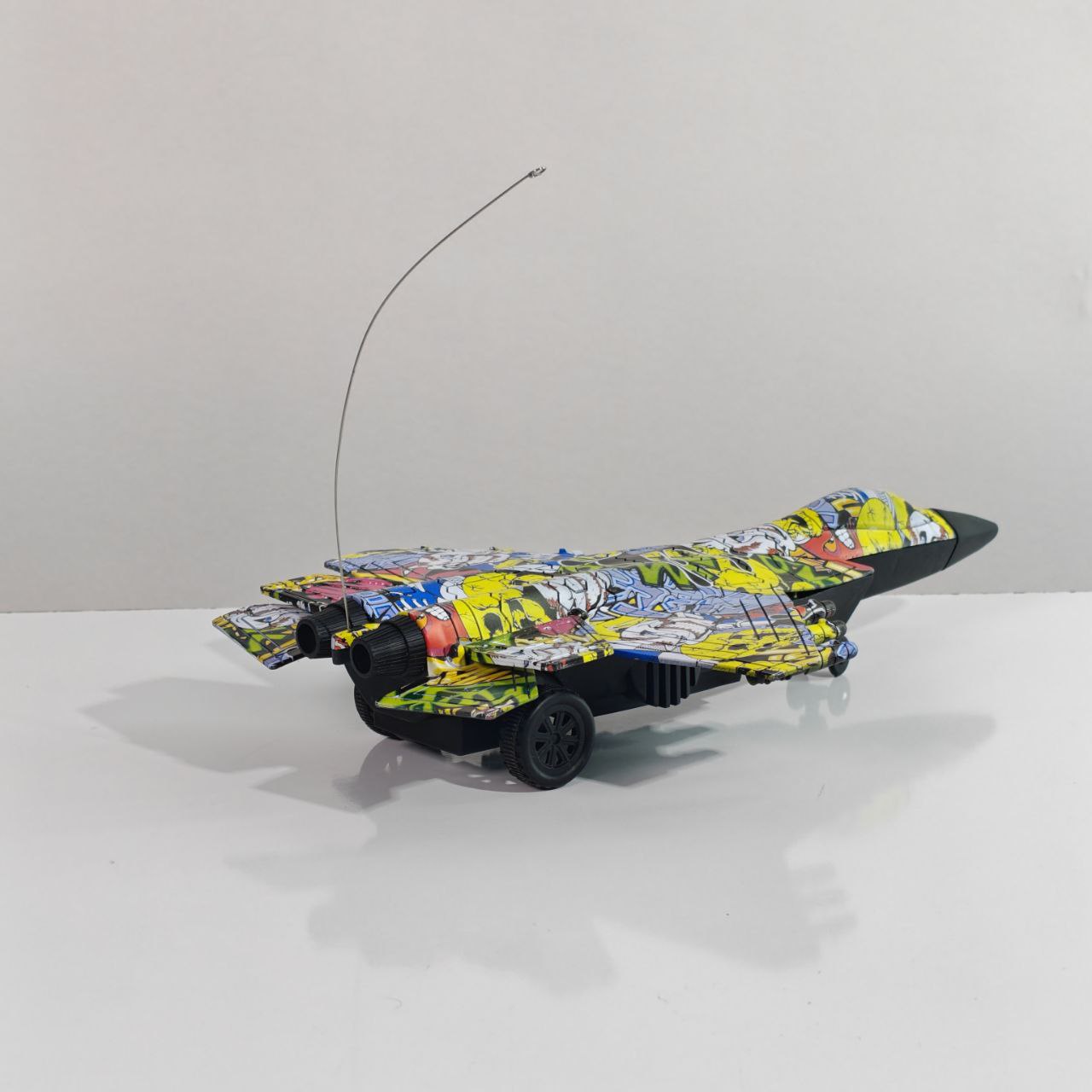 طائرة مقاتلة لاسلكية Flying The Sky  Fighter
