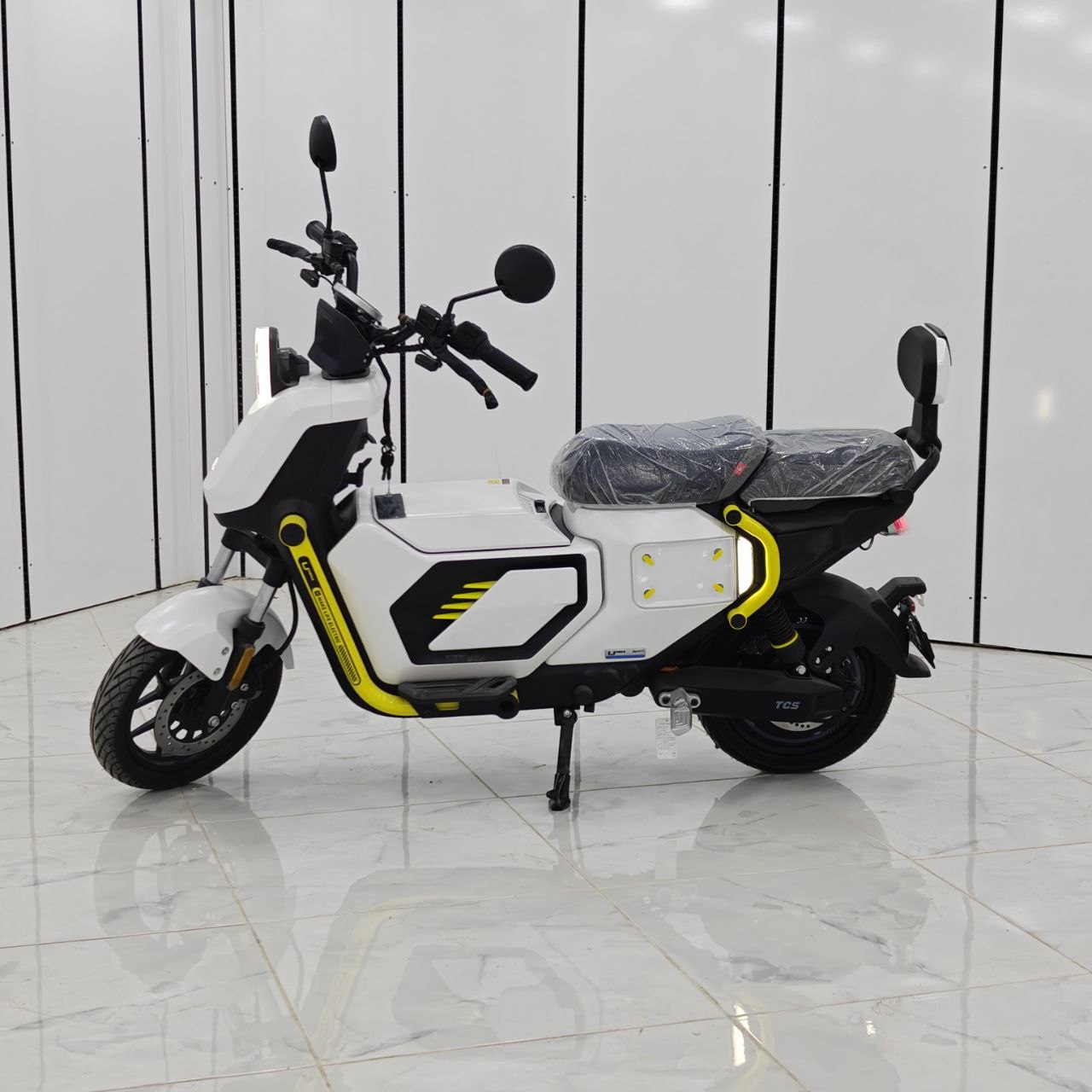 دراجة كهربائية NIU SCOOTER YOS