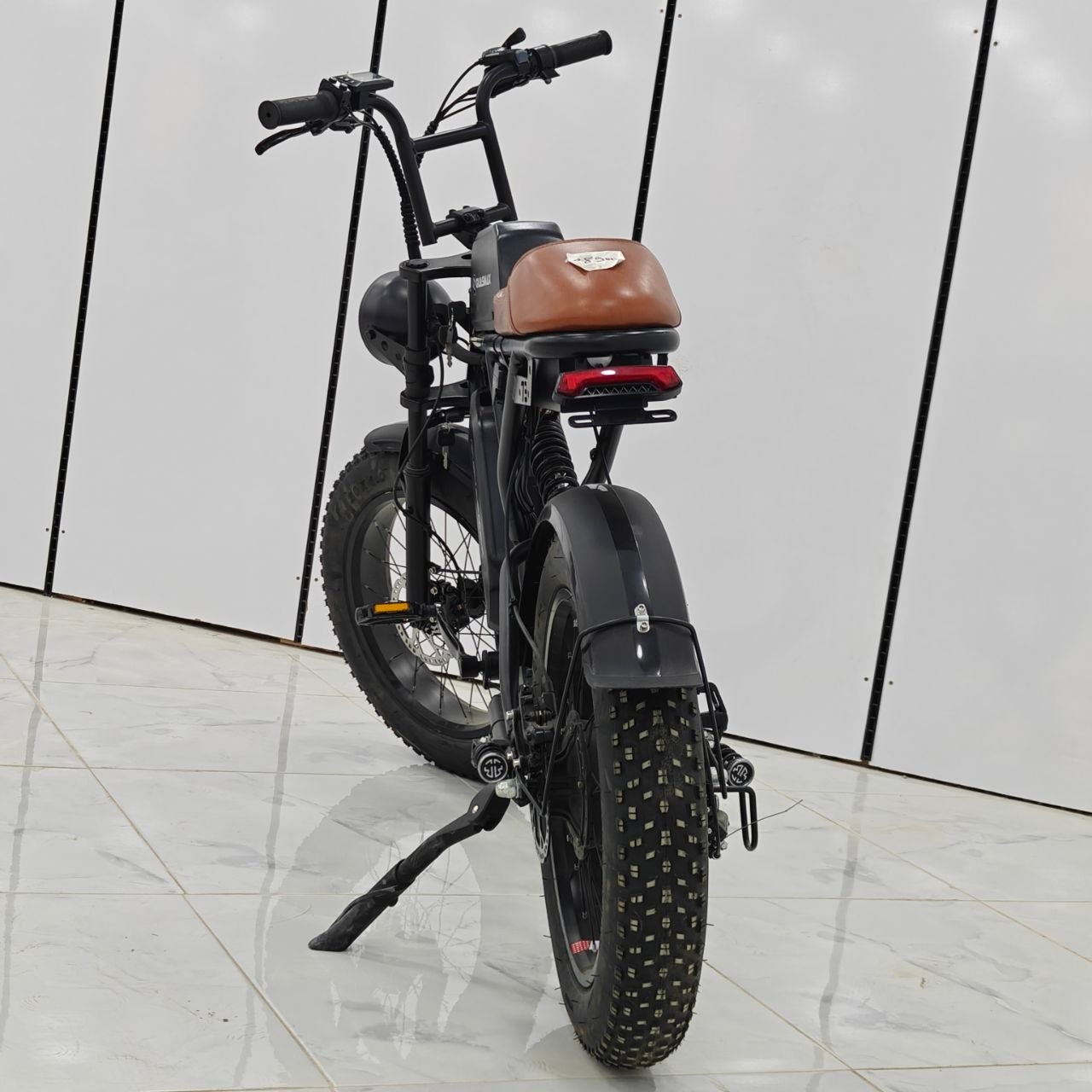 فيلو كهربائية QUASMAX – Electric Bike QUASMAX الخيار المثالي لعشاق التنقل العصري، السرعة، والأداء القوي داخل المدينة وخارجها
