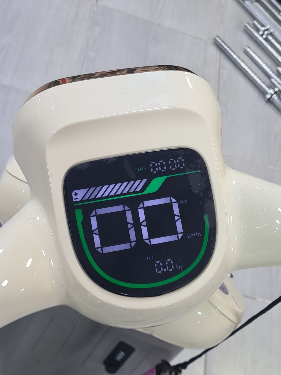 موطو كهربائية WALIDO 2 للكبار بمحرك 1000W وبطارية ليثيوم 60V | WALIDO 2 Electric Scooter 1000W Lithium Battery