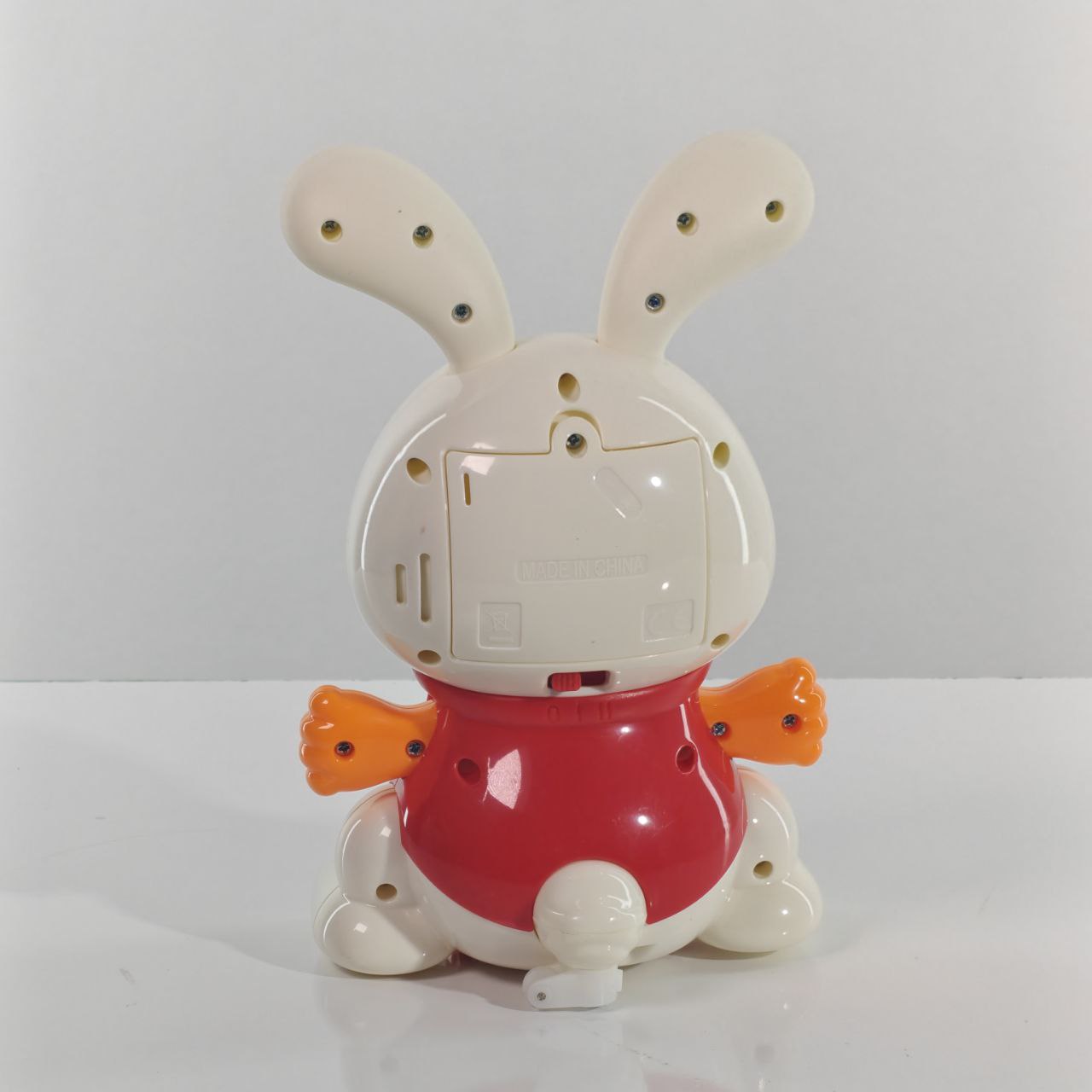لعبة الأرنب البهلواني المتأرجح Swing Rabbit Toy YUTOYS