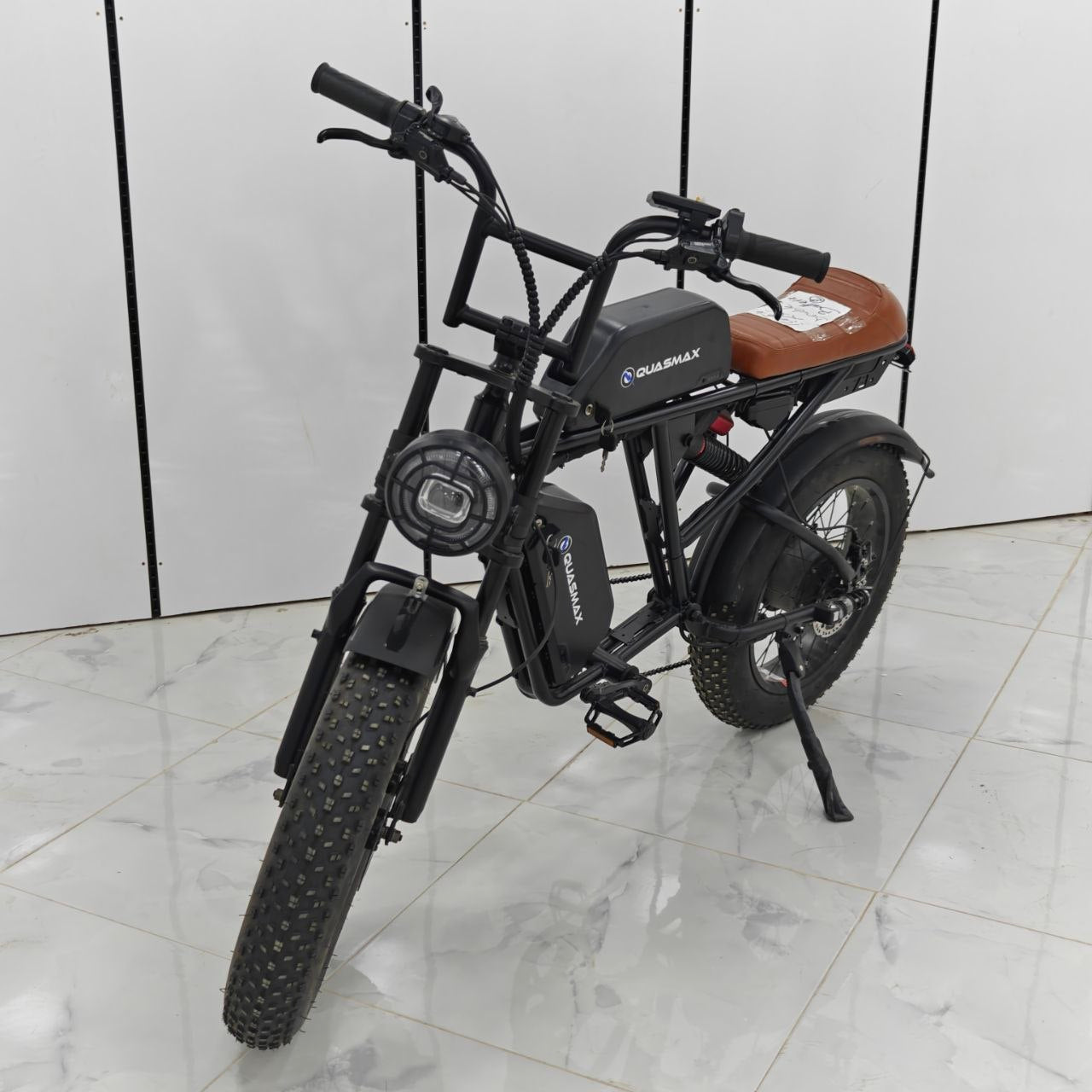 فيلو كهربائية QUASMAX – Electric Bike QUASMAX الخيار المثالي لعشاق التنقل العصري، السرعة، والأداء القوي داخل المدينة وخارجها