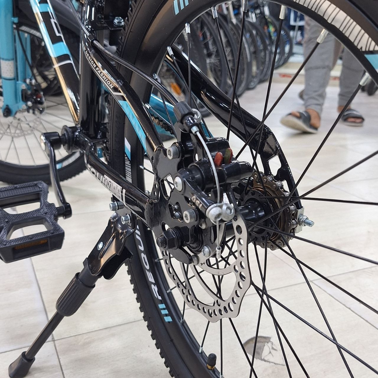 دراجة هوائية جبلية QUN للشباب بتصميم رياضي وفرامل قرصية | QUN Mountain Bike with Sport Design &amp; Disc Brakes