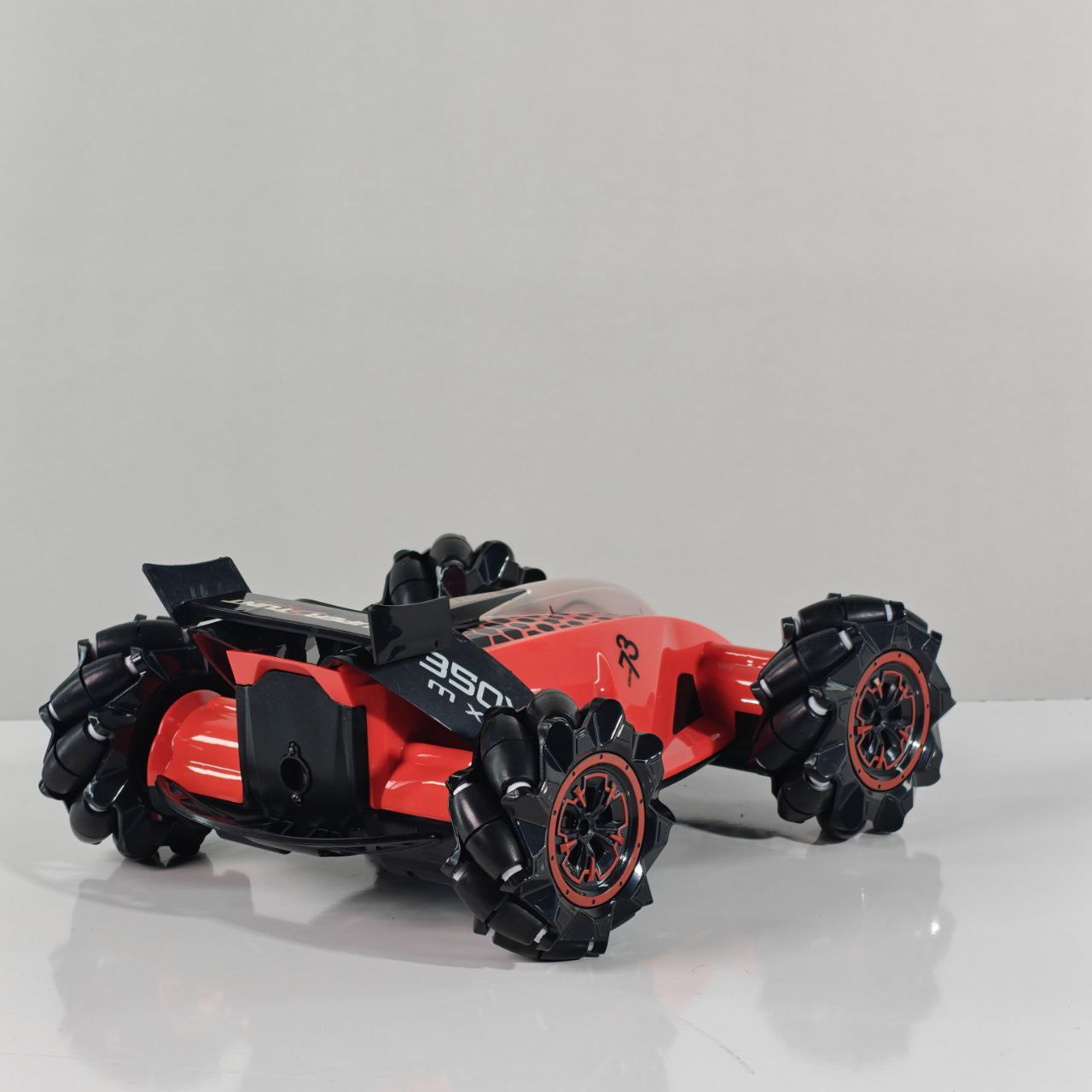 سيارة حركات بهلوانية RC 210RS  Gesture Control Stunt Car