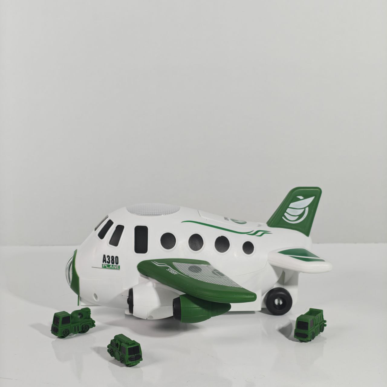 طائرة بهلوانية A380 متعددة الوظائف A380 Stunt Aircraft