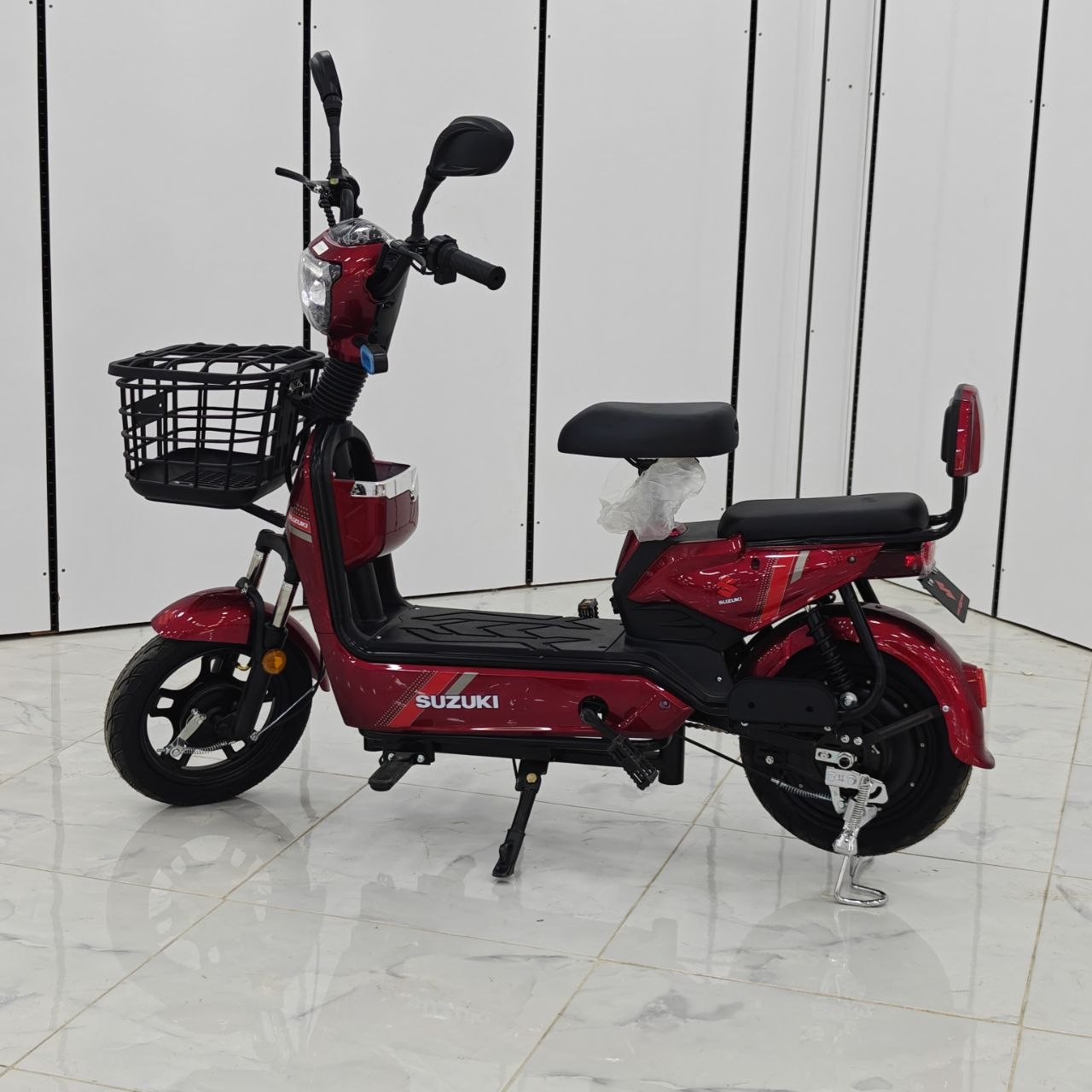 دراجة كهربائية SUZUKI