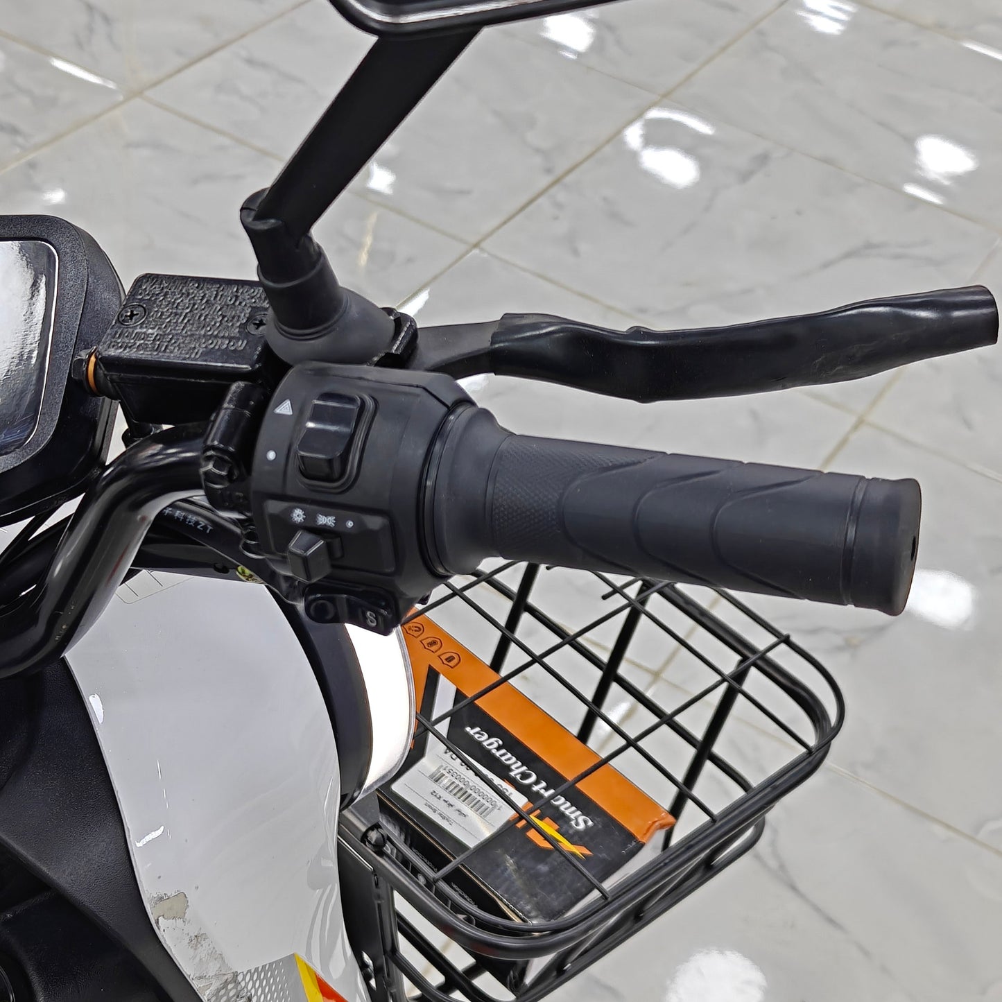 دراجة كهربائية UBALDO-X12 | UBALDO-X12 Electric Scooter