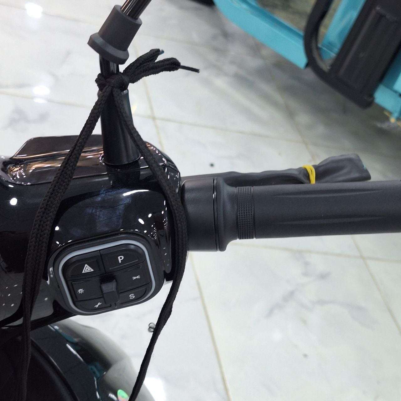 موطو كهربائية NUI MIMO 2 للكبار بمحرك 1200W وبطارية ليثيوم 60V | NUI MIMO 2 Electric Scooter 1200W Lithium Battery