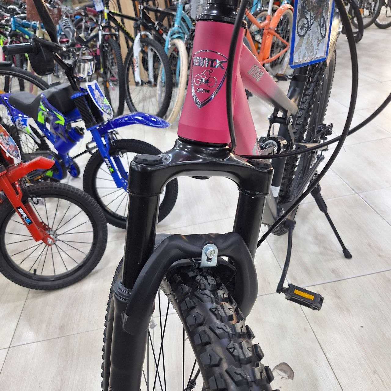دراجة هوائية BIX للشباب والكبار مقاس 26 بتصميم جبلي وفرامل قرصية | BIX 26” Mountain Bike with Disc Brakes