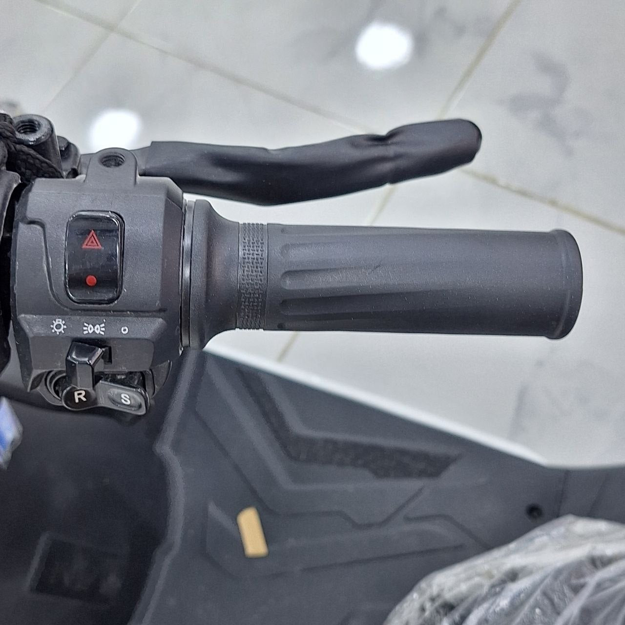 دراجة كهربائية Z-MAX للكبار 2500W | Z-MAX Electric Scooter