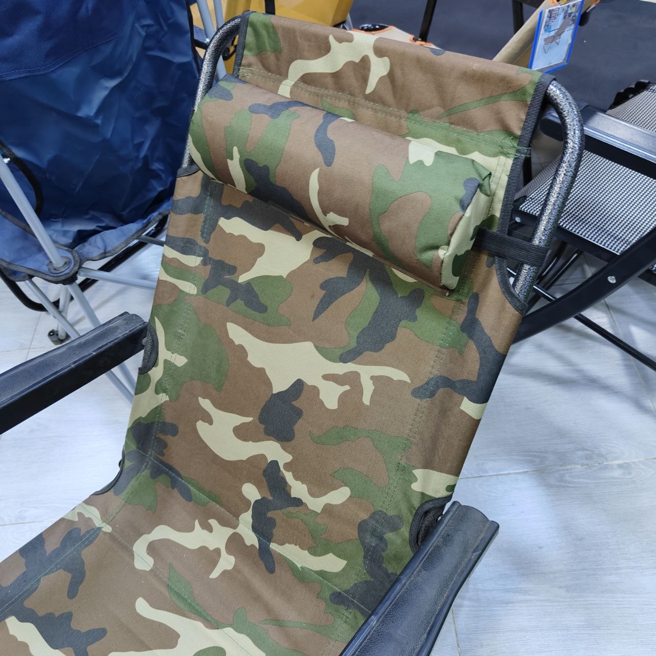 كرسي استرخاء مموّه قابل للطي | Camouflage Folding Recliner Chair