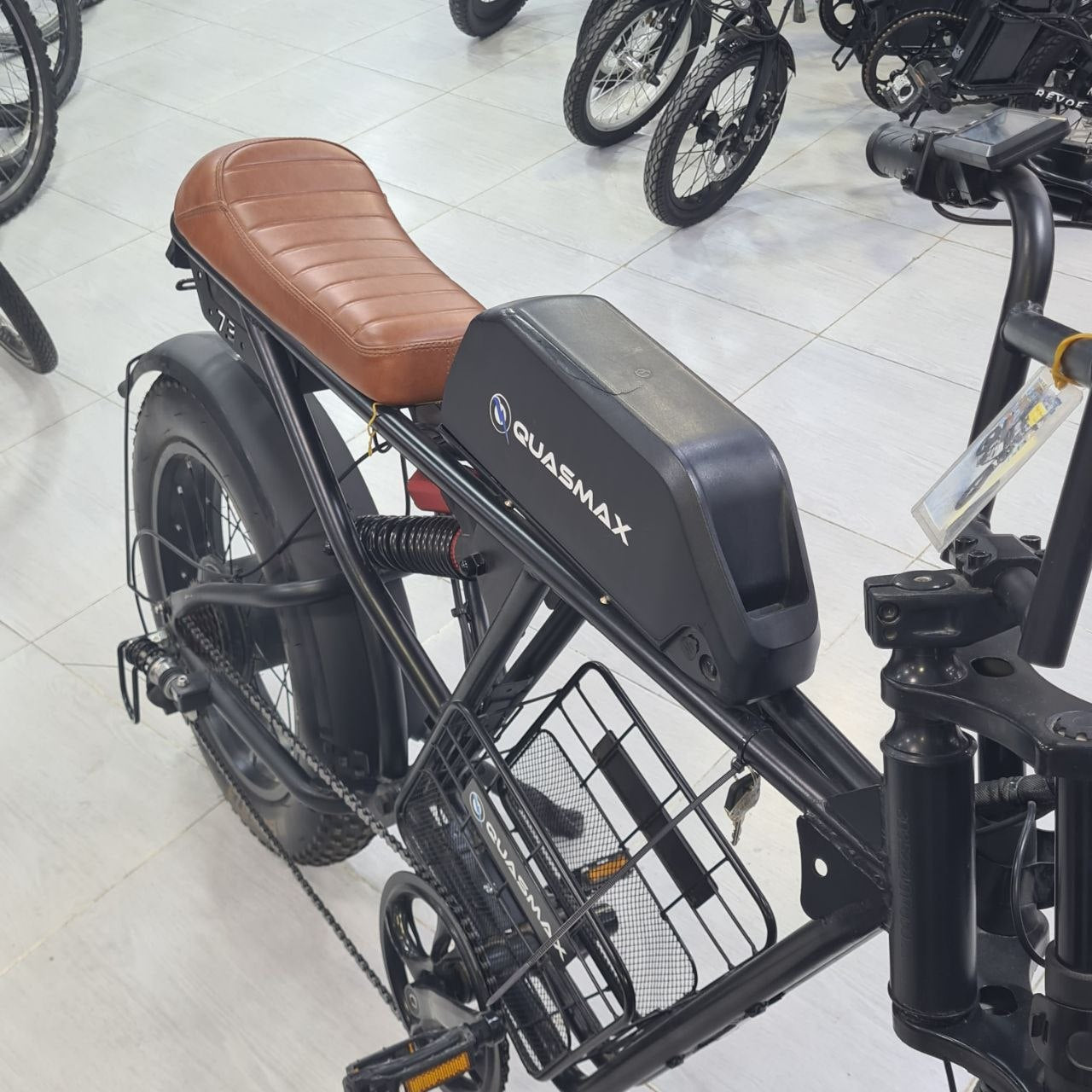 دراجة كهربائية QUASMAX بسلة أمامية | QUASMAX Electric Utility Bike