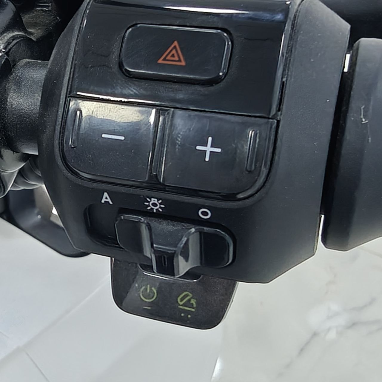دراجة كهربائية NIU SCOOTER YOS