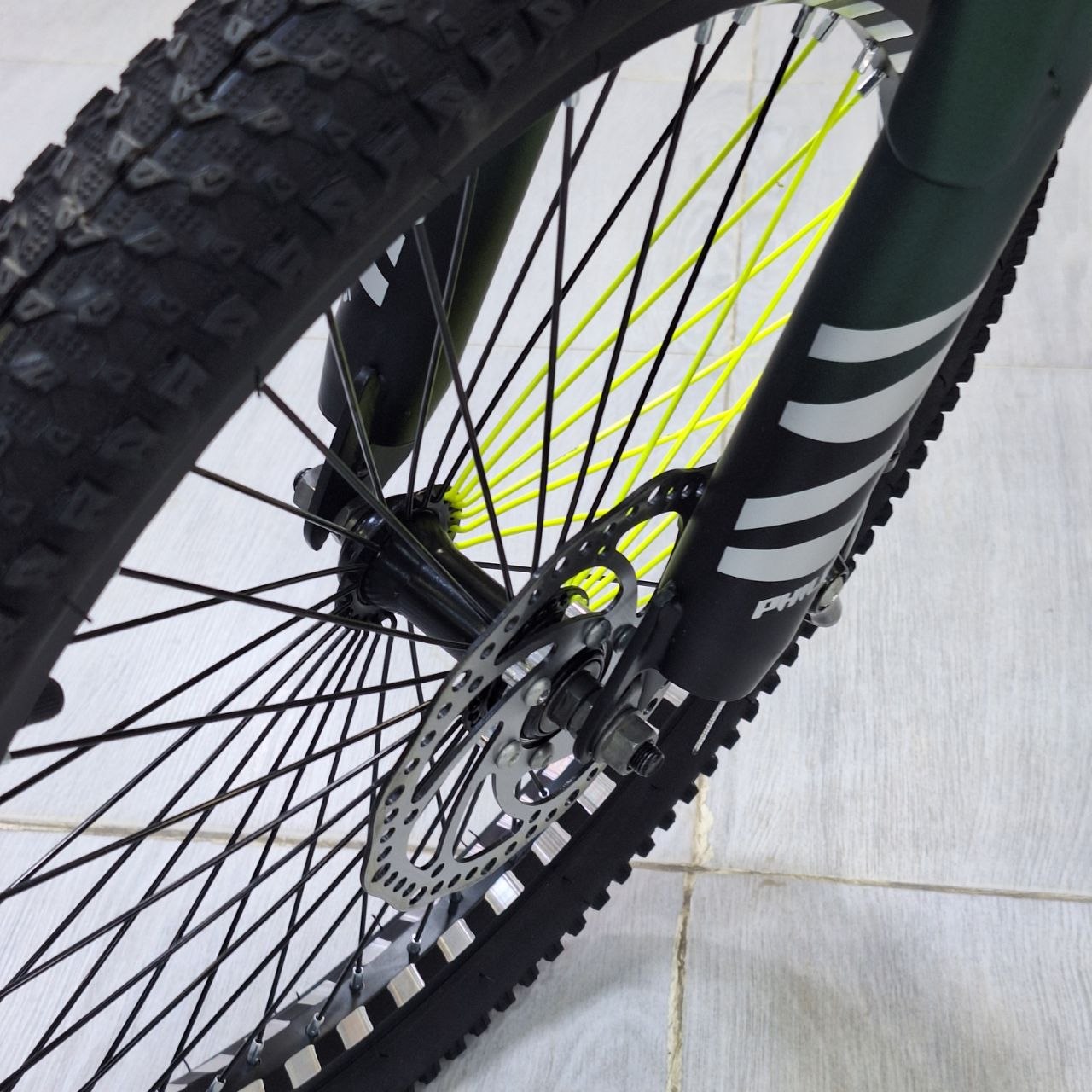 دراجة هوائية PHILLIPS للشباب بتصميم جبلي وفرامل قرصية | PHILLIPS Mountain Bike for Youth with Disc Brakes