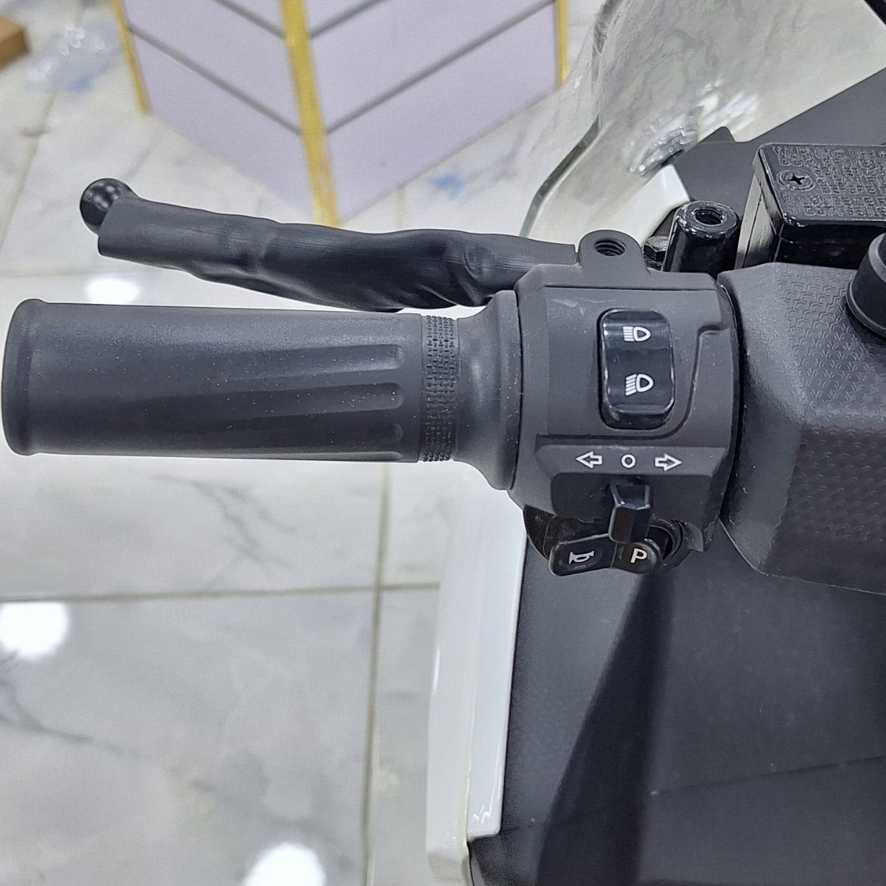 دراجة كهربائية Z-MAX للكبار 2500W | Z-MAX Electric Scooter