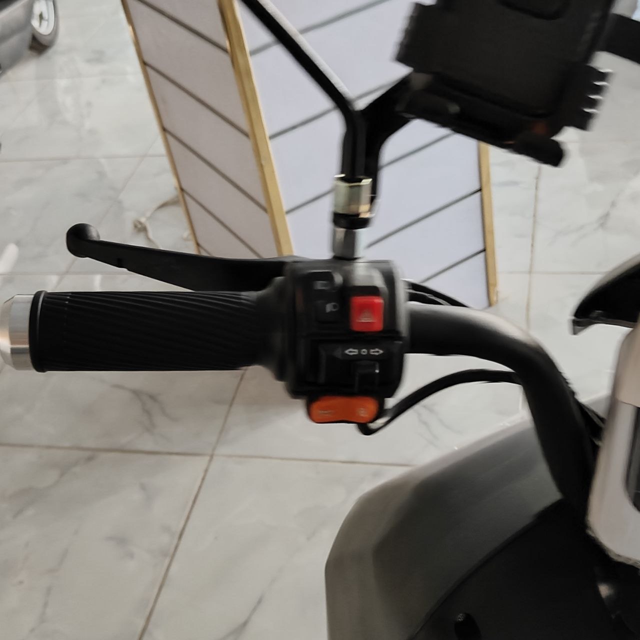 دراجة كهربائية | DORA NOVA Electric Scooter