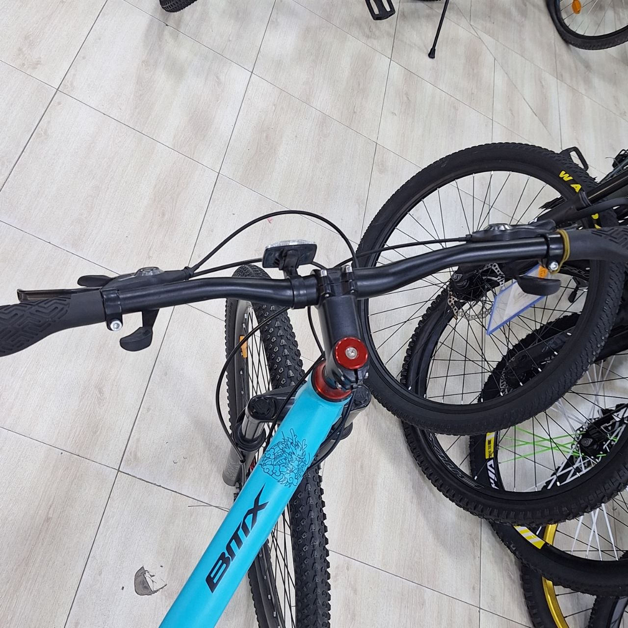دراجة هوائية BIX للكبار والشباب مقاس 29 بتصميم جبلي وفرامل قرصية | BIX 29” Mountain Bike with Disc Brakes